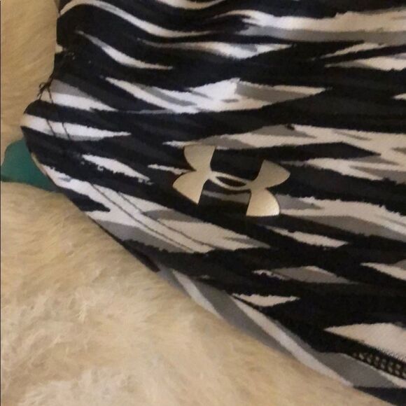 Under Armour shorts S (3372) - Picture 3 of 4